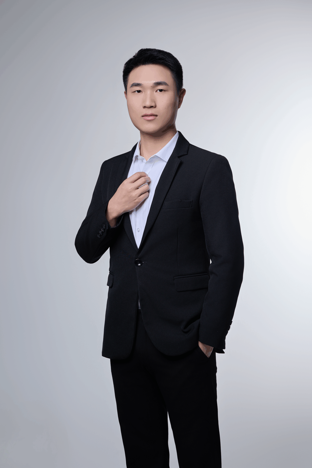 专家 李有玮